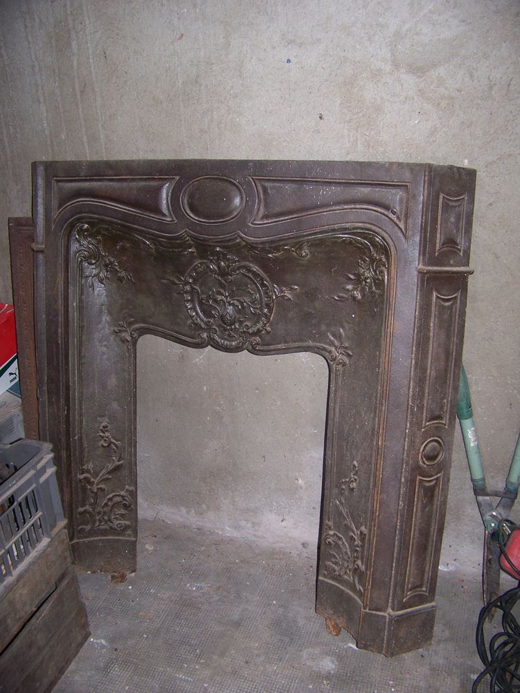 CHEMINEE FONTE 400 Puget-sur-Argens (83)