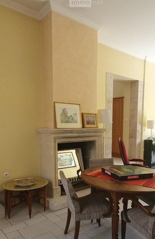 Chemin�e en pierre de taille 500 La Fert�-Bernard (72)