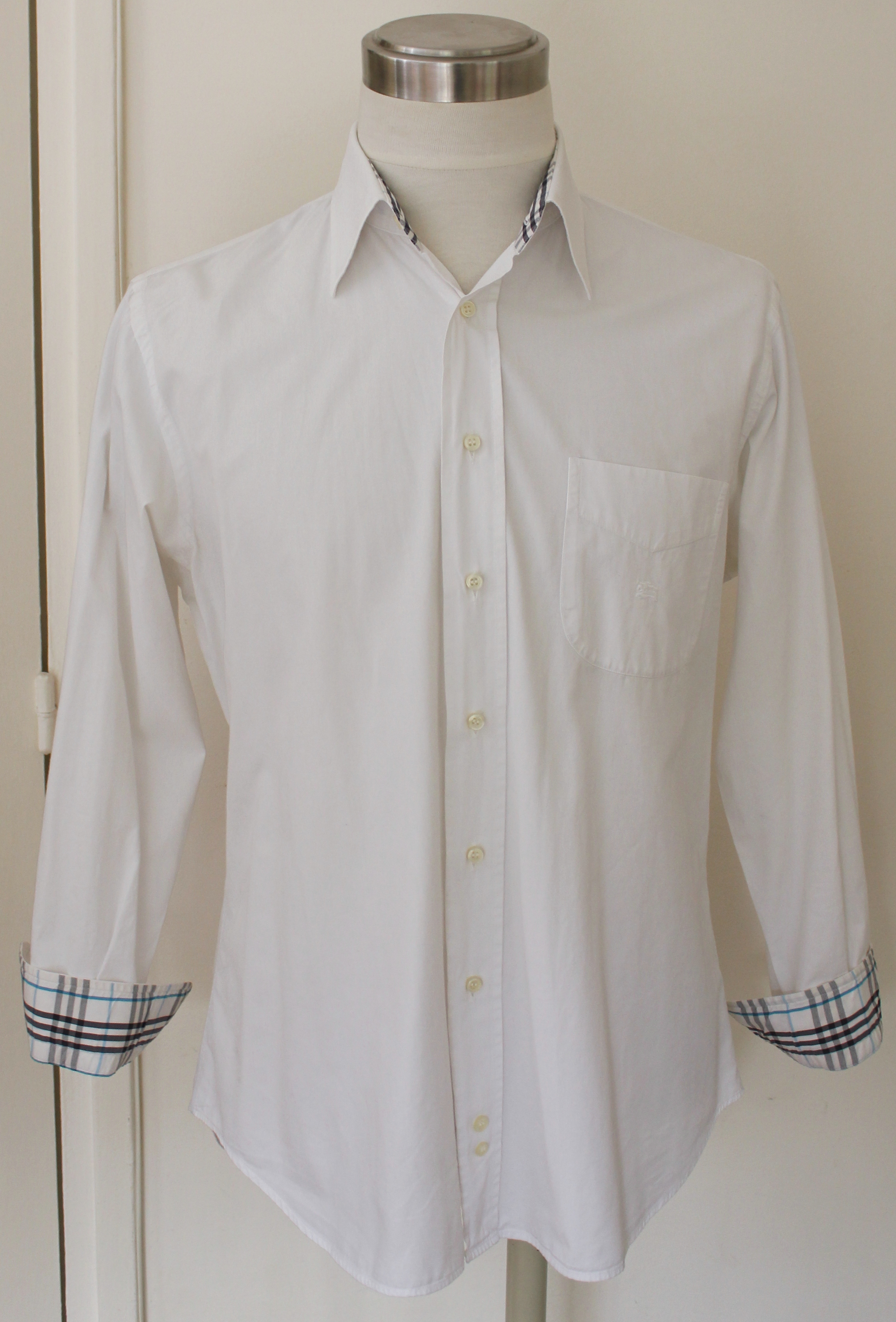 Chemise Blanche BURBERRY T.4 90 Issy-les-Moulineaux (92)