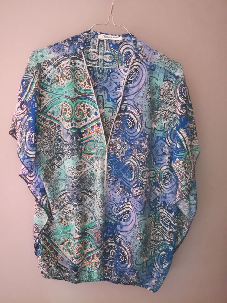 CHEMISE BLEUS FANTAISIE CHRISTINE LAURE
10 Villeneuve-Tolosane (31)