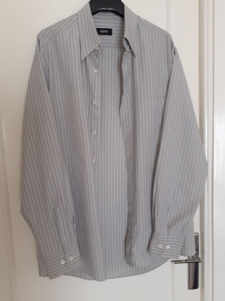 Chemise  UGO BOSS  20 Le Cannet (06)