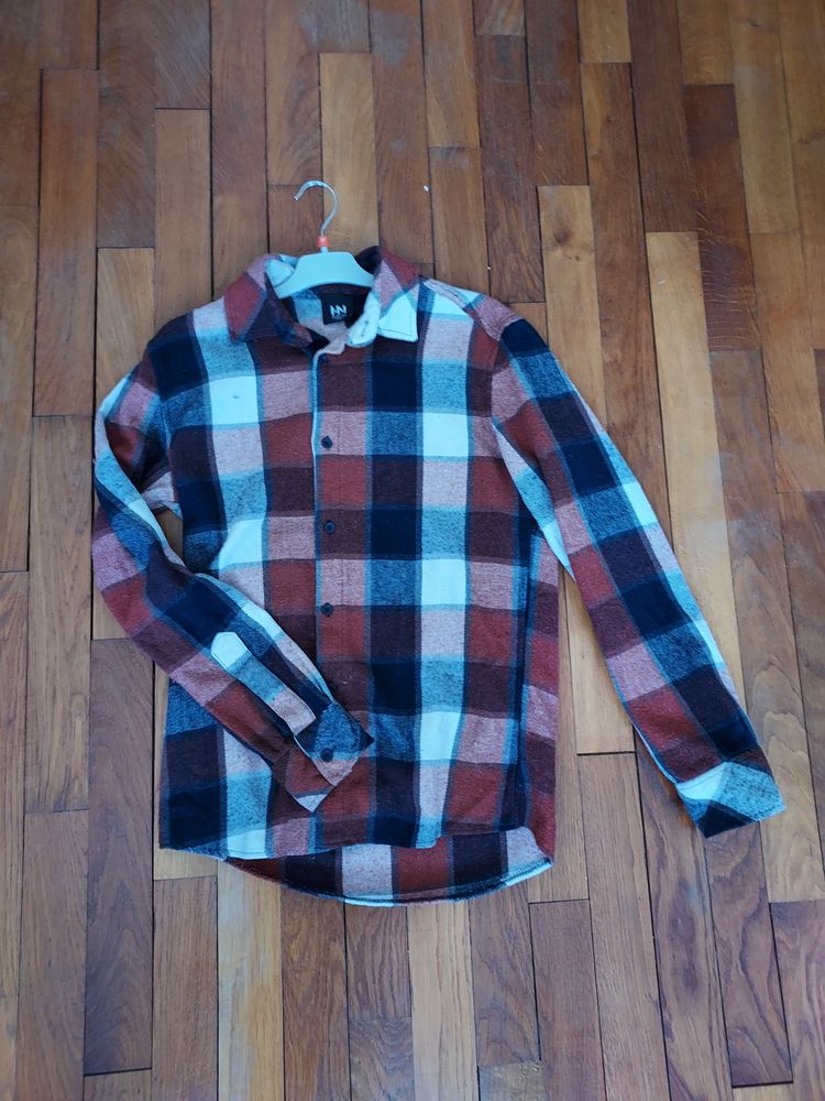 Chemise � carreaux 18 Houilles (78)