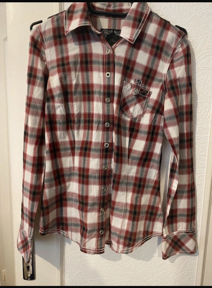 Chemise Guess 13 Saint-Marcellin (38)