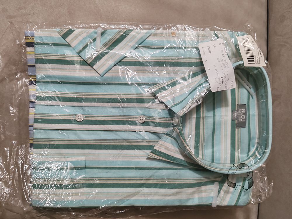 chemise homme manches courtes  BLEU BONHEUR 43/44 
5 Marseille 10 (13)