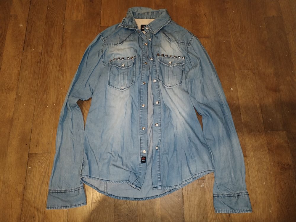 Chemise en jeans (Taille M) 1 Brillon-en-Barrois (55)