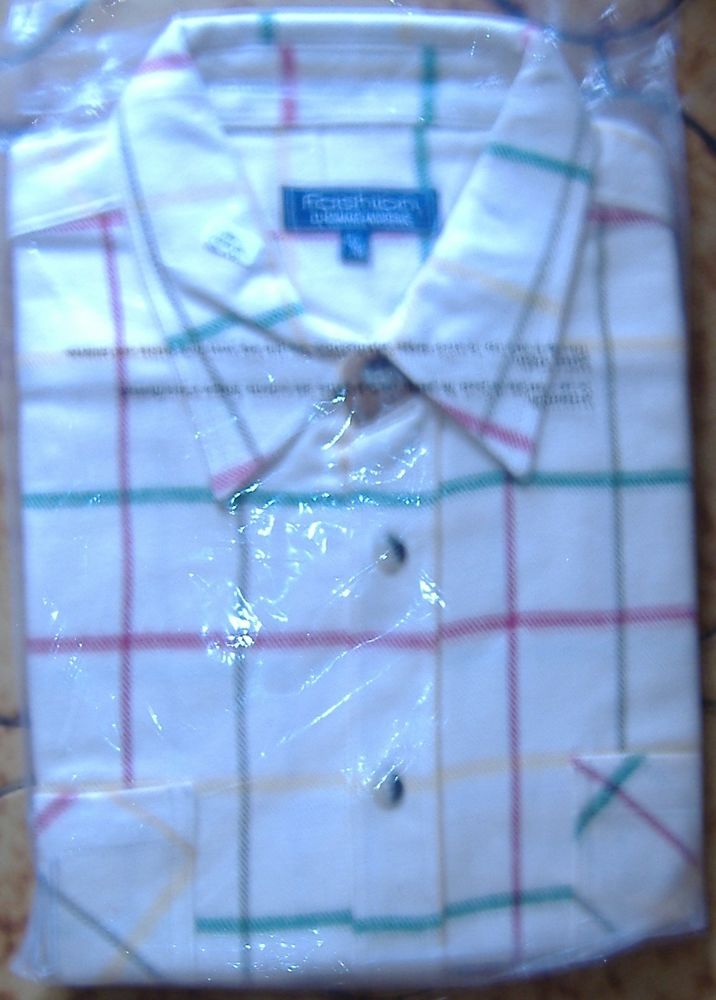 Chemise Neuve - Blanche � rayures - Taille 45-46 - 20 Clermont-Ferrand (63)