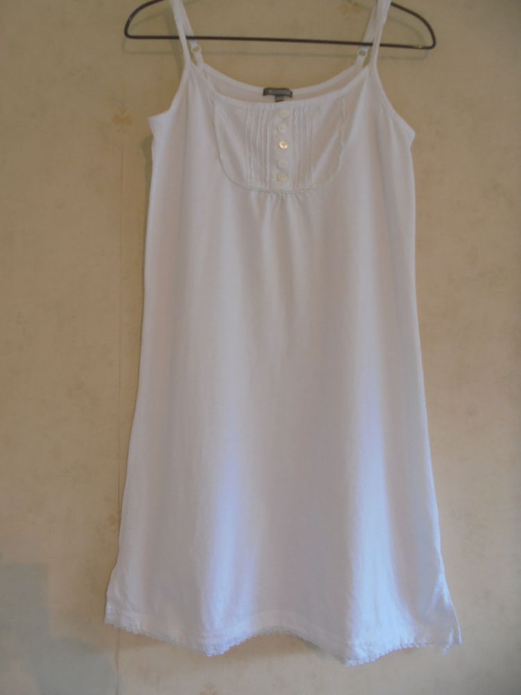 Chemise de nuit blanche (93) 6 Tours (37)