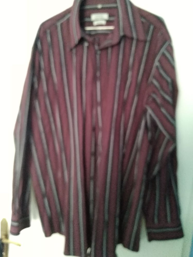 CHEMISE RAYEE VIOLET ET GRIS 8 Villiers-sur-Marne (94)
