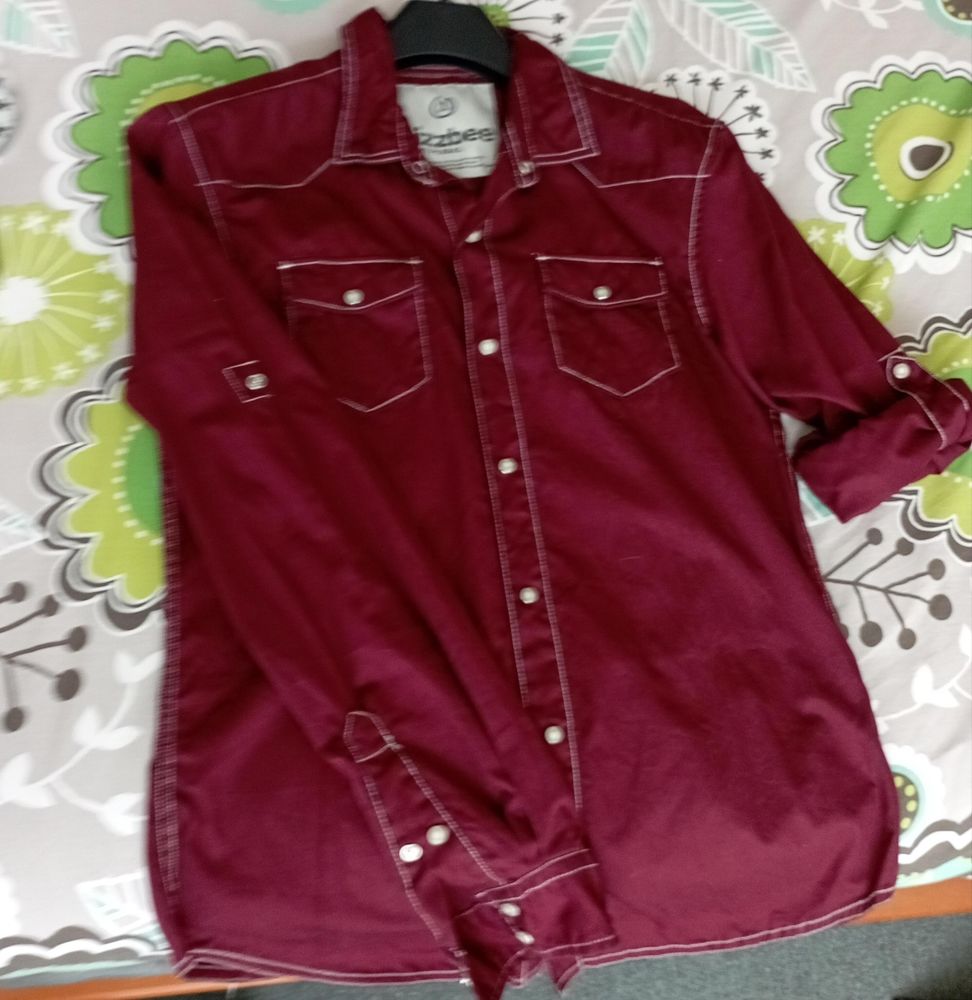 Chemise taille M - BIZZ BEE 5 Strasbourg (67)