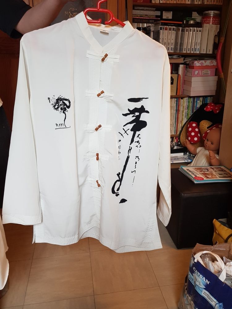 chemise  type asiatique 25 Tournan-en-Brie (77)