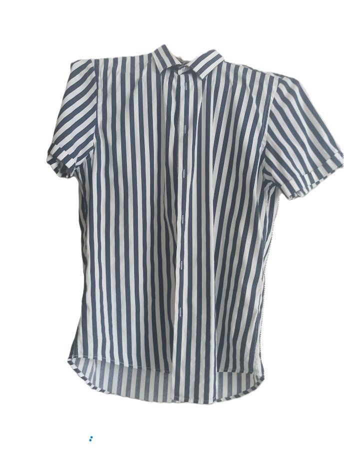 Chemise ZARA 17 Poissy (78)