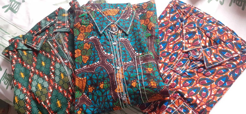 Chemises africaines manches courtes  T 46
Wax printed 100 Schiltigheim (67)
