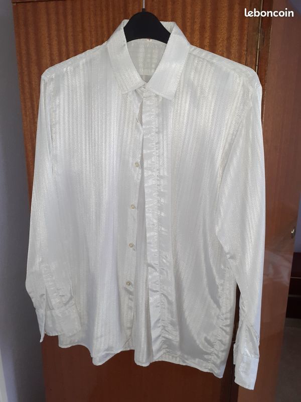 Lot 2 Chemises  de C�r�monie Mariage a Prix Casser 10 Enghien-les-Bains (95)