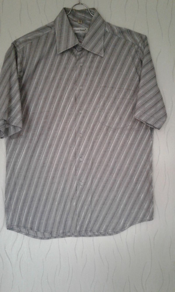 Chemisette de F�tes 1 Roost-Warendin (59)