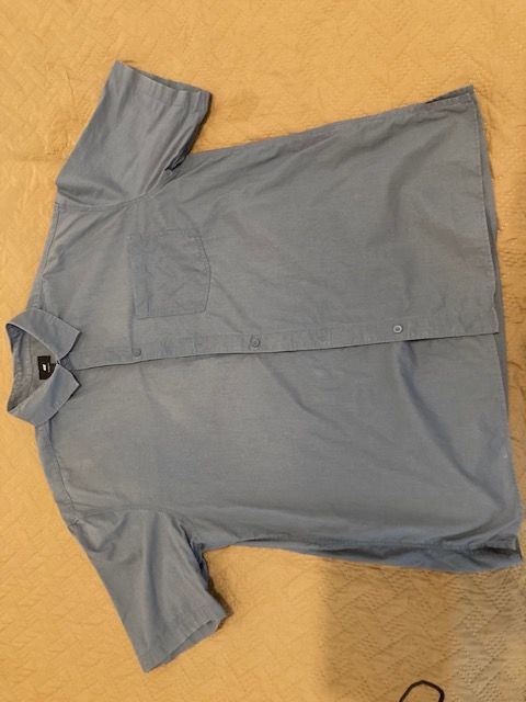 CHEMISETTE GRISE 5 Saint-Denis (97)