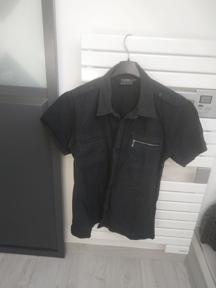 Chemisette noire H-Landers 18 Melun (77)
