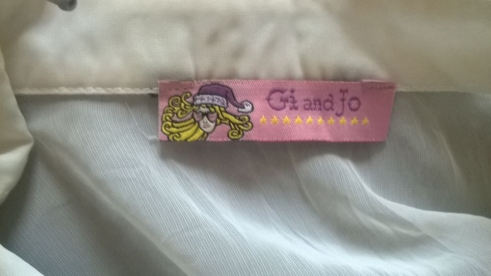 Chemisier blanc transparent
Marque GI and JO
Taille 36
10 Talange (57)