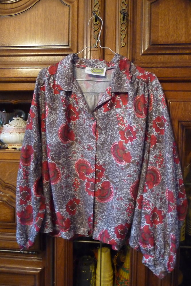 CHEMISIER FEMME T 44/46 MARQUE  JANINE PAUPORTE FR  9 Beynost (01)