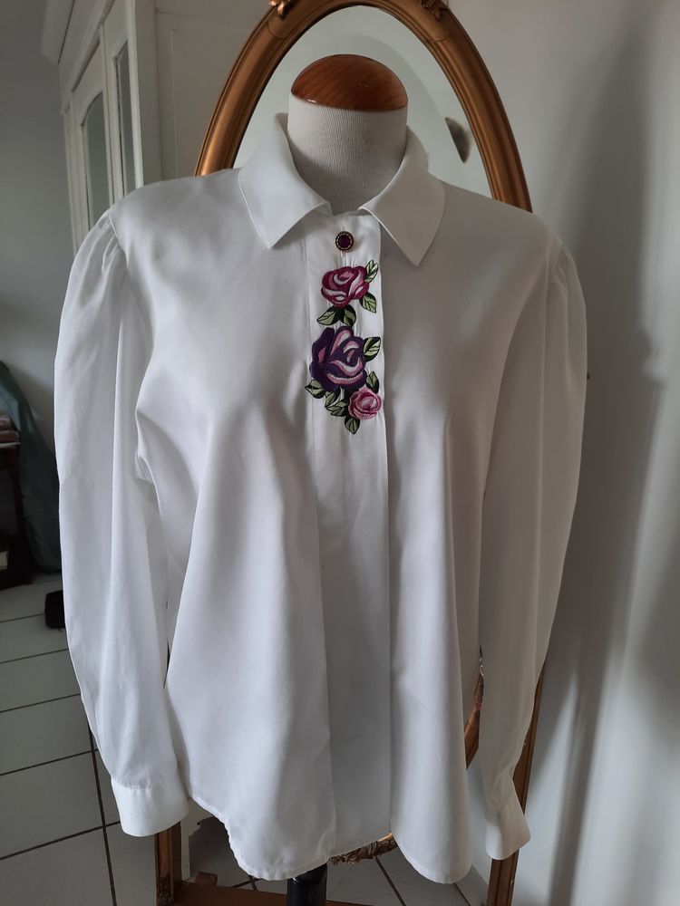 CHEMISIER HAMMERLE CREATION-R�f.CH-003 14 L'Isle-sur-la-Sorgue (84)