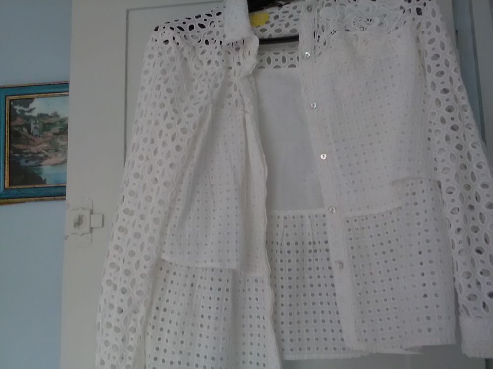 chemisier d ete de marque:DESIGUAL 30 Bresles (60)