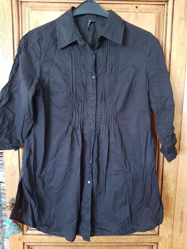 Chemisier noir marque votre mode neuf taille 42 mesure aisse 8 Viriat (01)