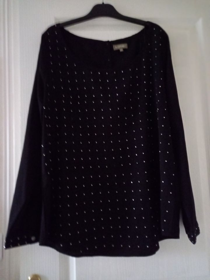 Chemisier noir marque In Extenso taille 46 15 Villiers (86)