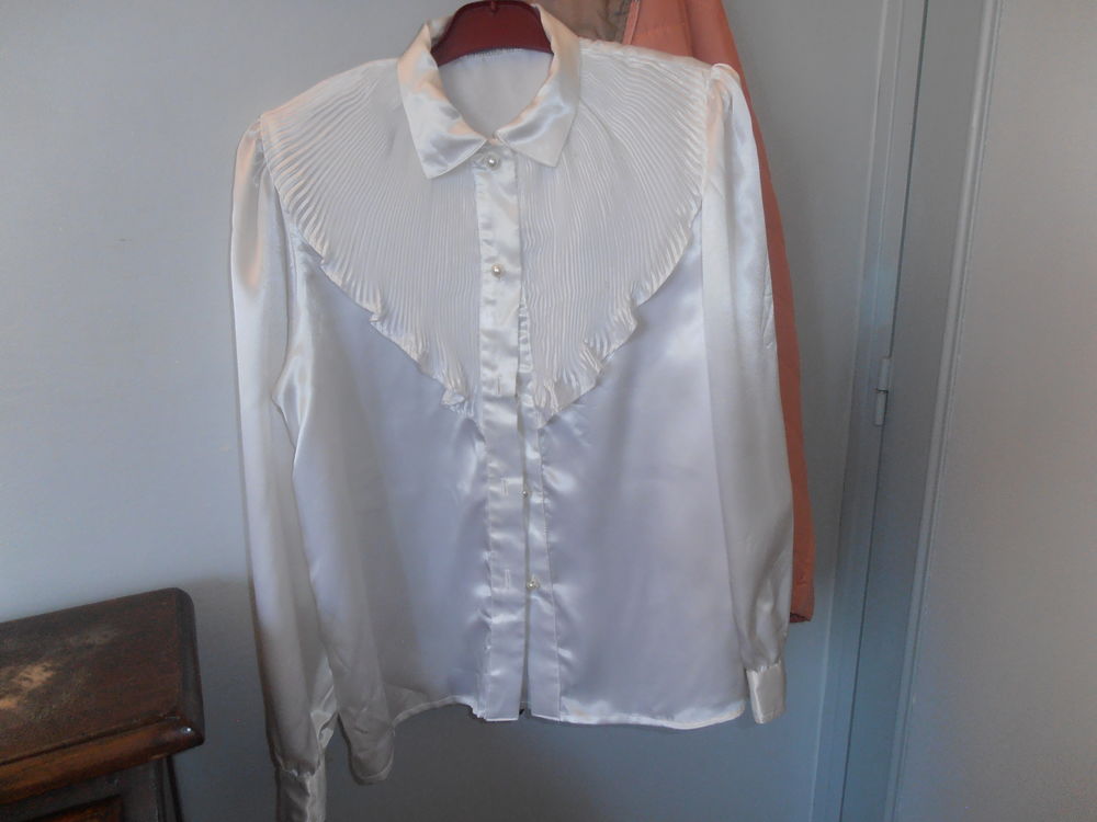 chemsier blanc 15 Savigny-le-Temple (77)