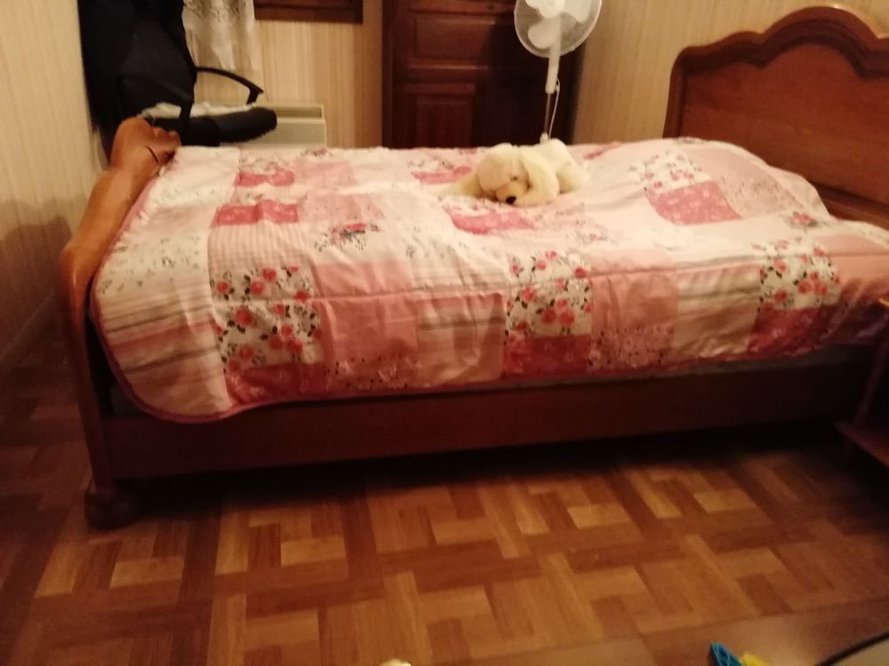 lit en ch�ne ann�e 2010 400 Mauregny-en-Haye (02)