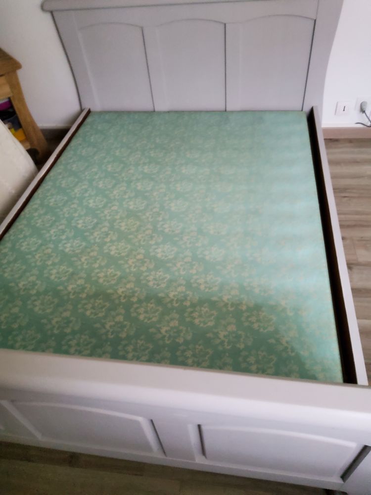 Lit ch�ne en 140 80 Mont�lier (26)