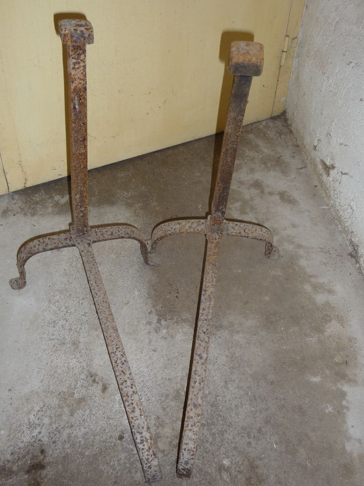 CHENETS de CHEMINEES 10 Saint-Quentin-sur-Nohain (58)