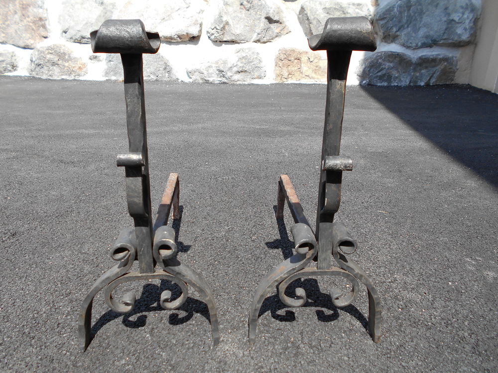 Chenets pour insert ou chemin� � foyer ouvert 30 La Clayette (71)