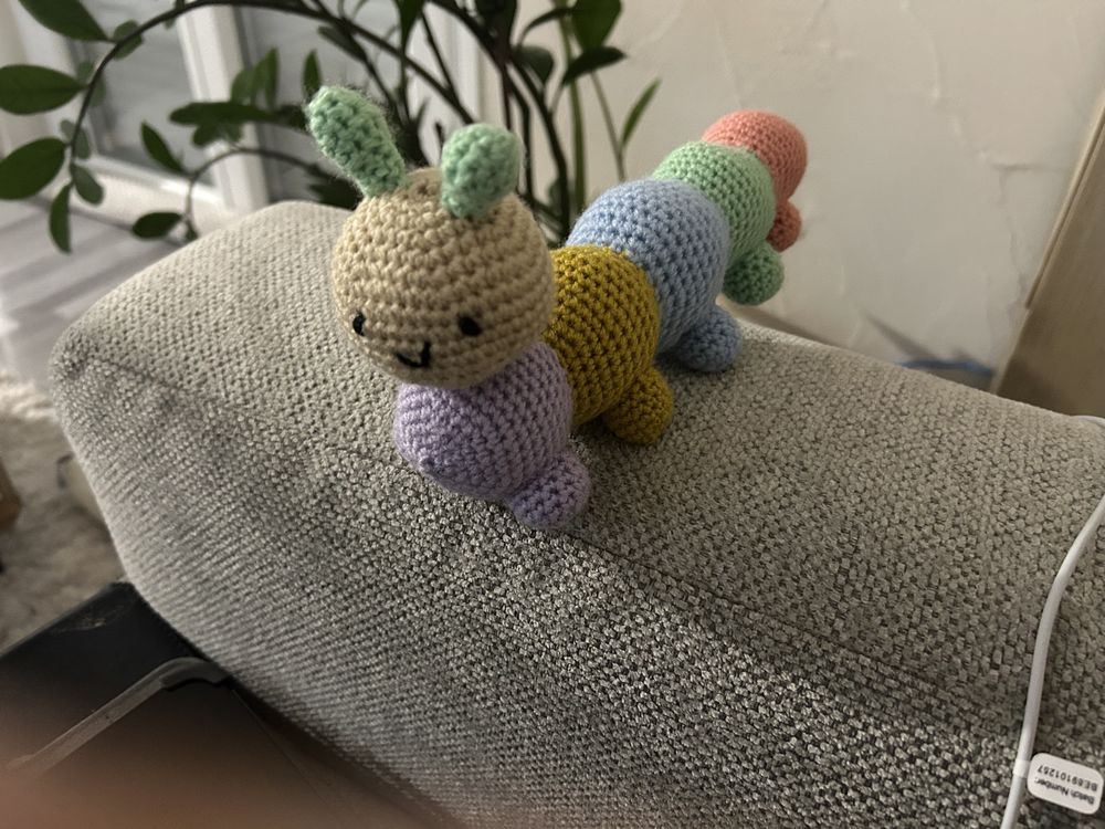 Chenille crochet neuve 3.5 Roche-la-Moli�re (42)