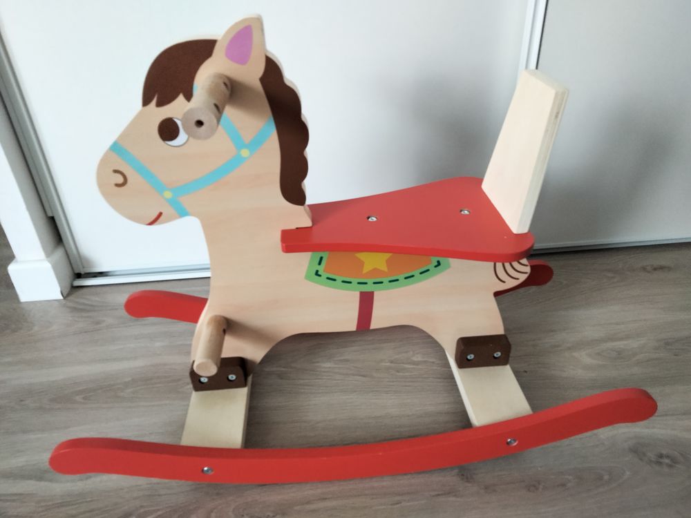 Cheval � bascule bois 25 Plaisir (78)