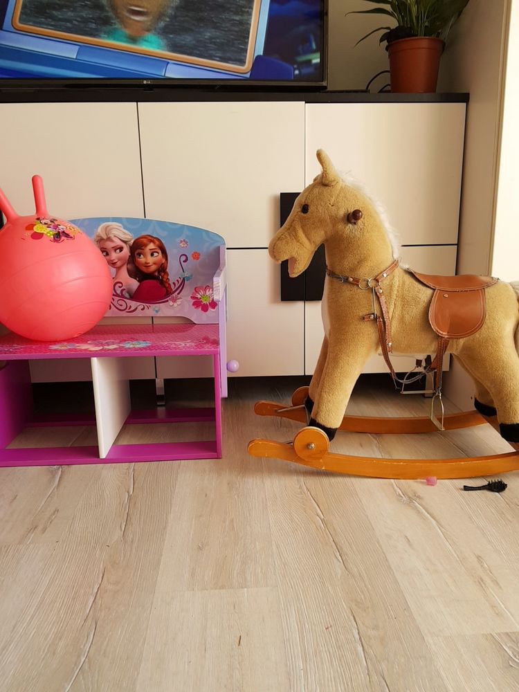 cheval à bascule à vendre
