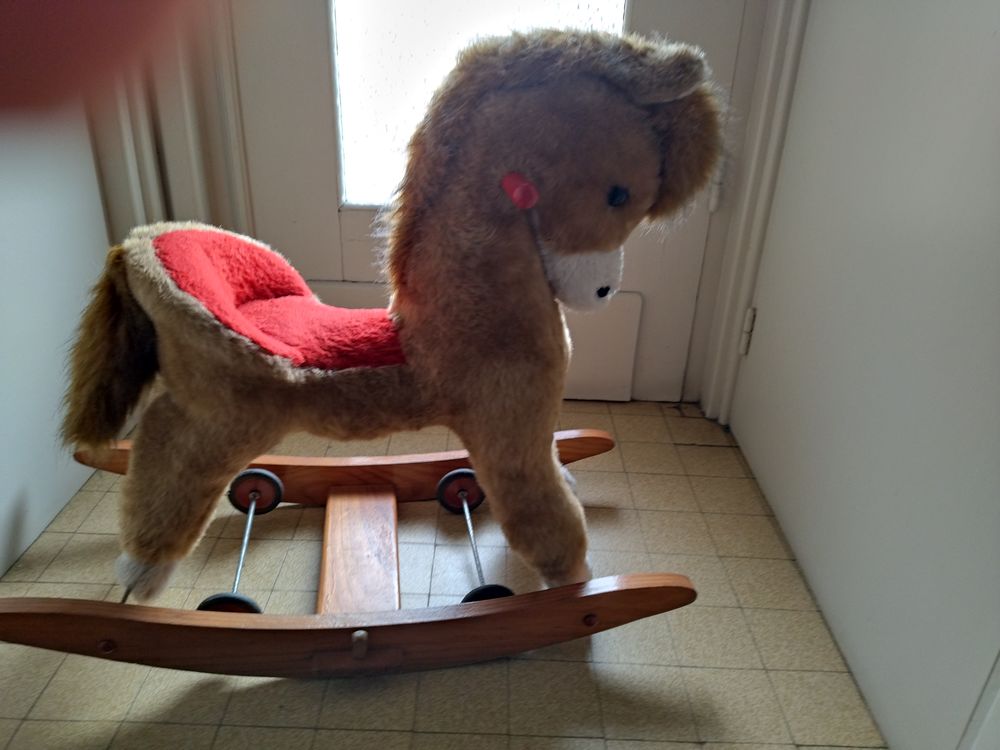 cheval � bascule 70 Sequedin (59)