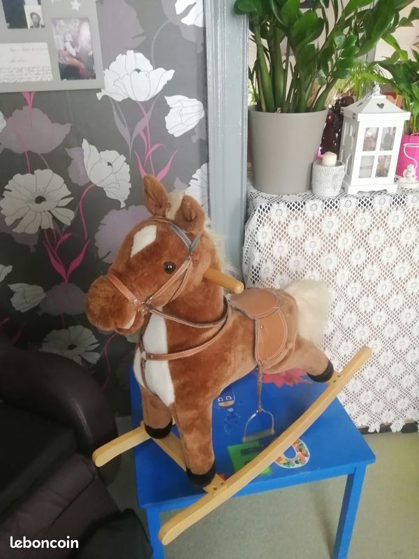 Cheval a bascule
30 Calais (62)