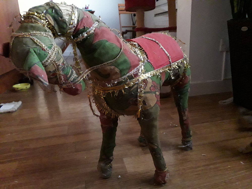 Cheval paille indien 20 Saint-Nazaire (44)