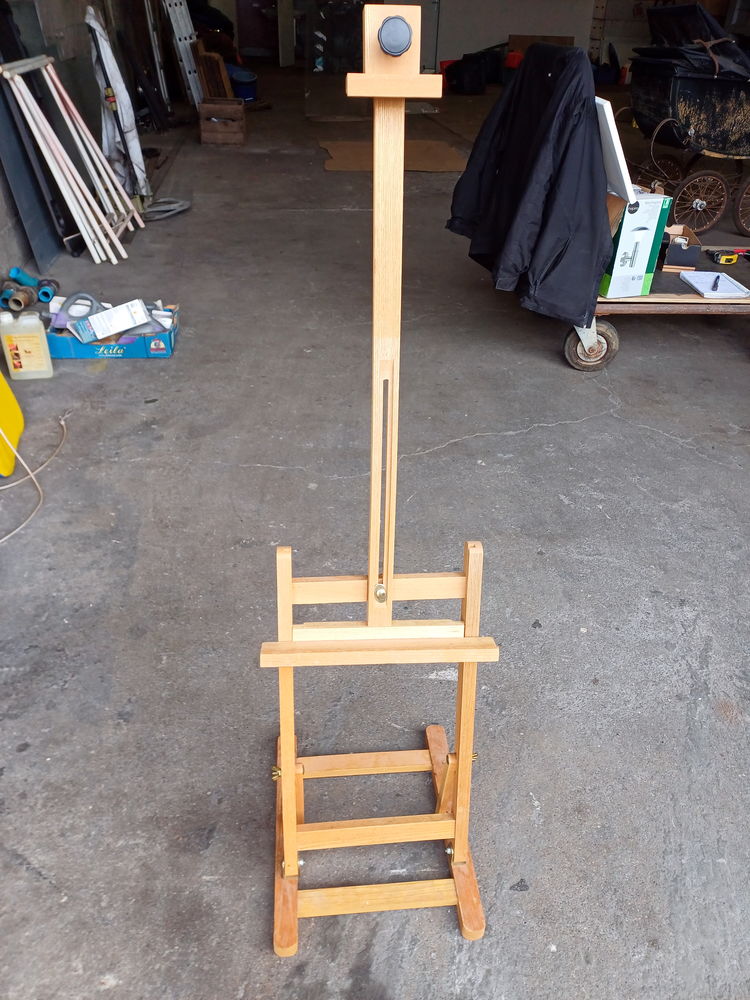 CHEVALET de peintre, pour tableau de 60cm de hauteur 35 Tours (37)
