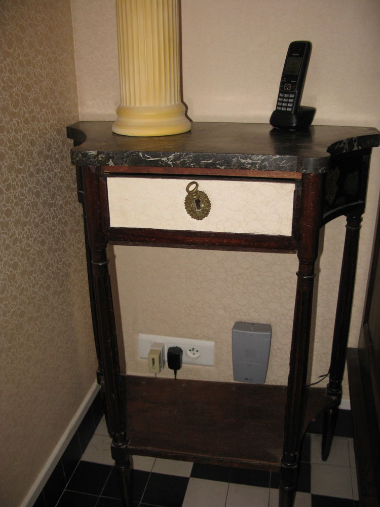 CHEVET/CONSOLE 30 �taples (62)