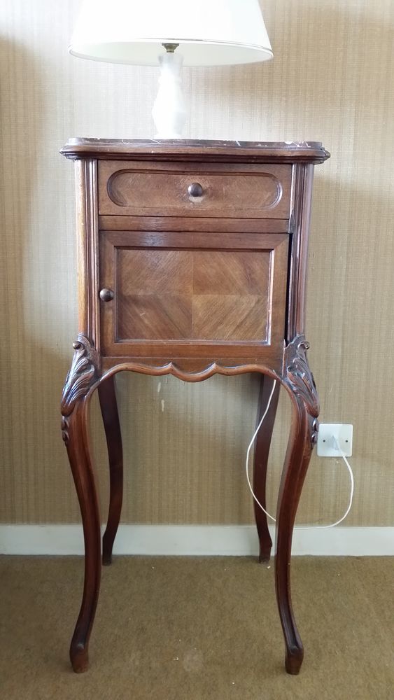 Chevet dessus marbre 30 Le M�e-sur-Seine (77)