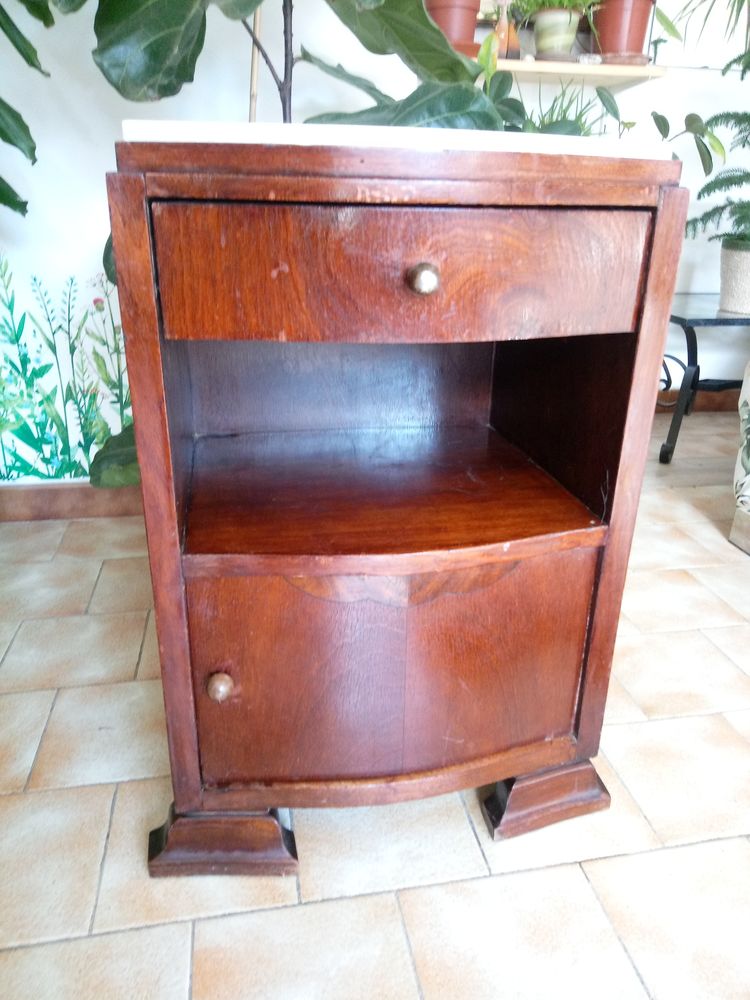 chevet rustique 15 Cuers (83)