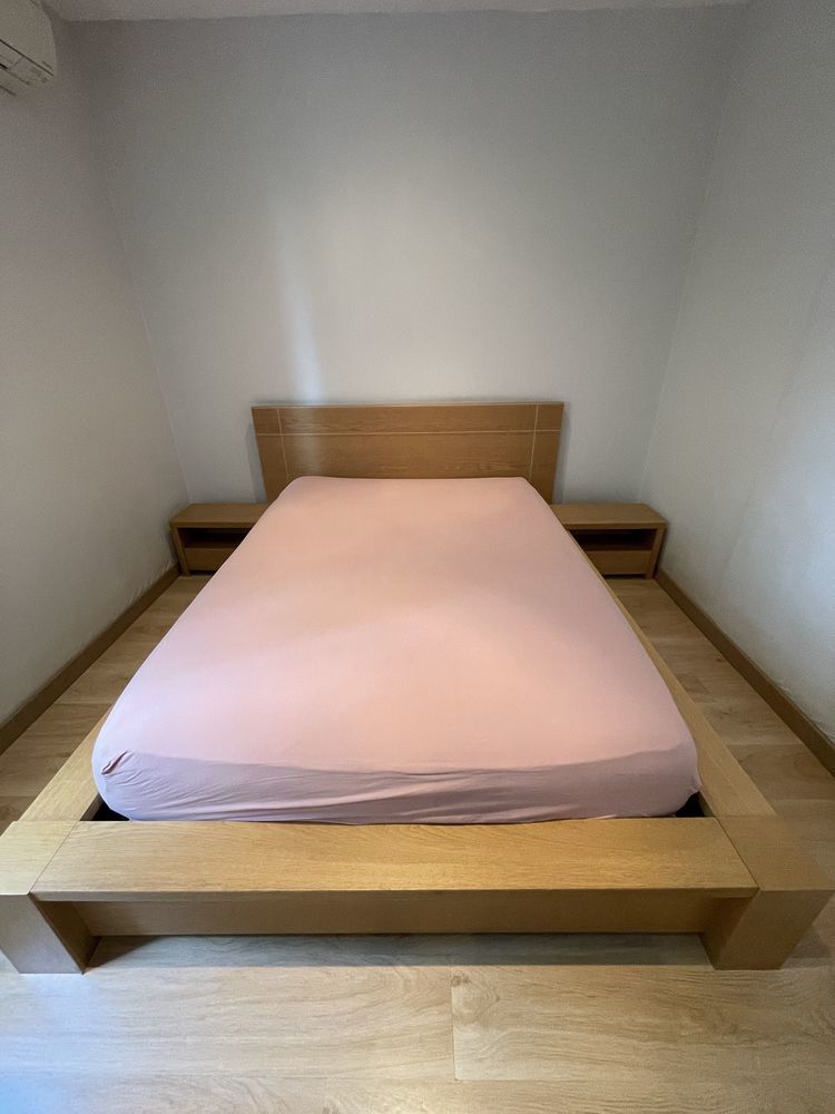 Lit et chevets en ch�ne massif 850 Rochechouart (87)