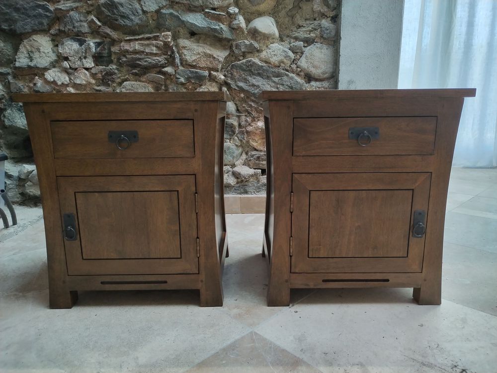2 chevets indon�siens en parfait �tat 150 Saint-Martin-d'H�res (38)