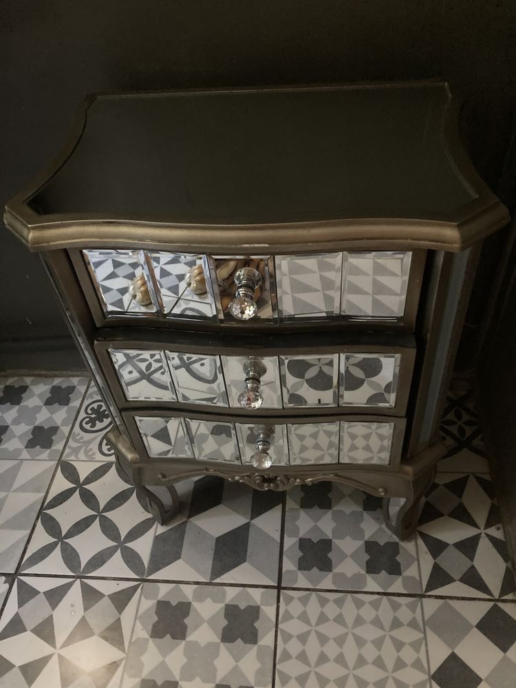 Chevets 150 Toulon (83)