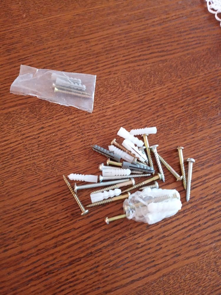 Chevilles et clous 2 Saint-Marcel (71)