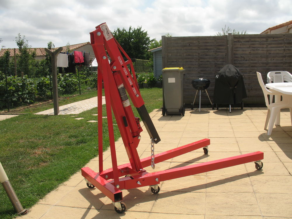 chevre d'atelier 1 tonnes 130 Angles (85)