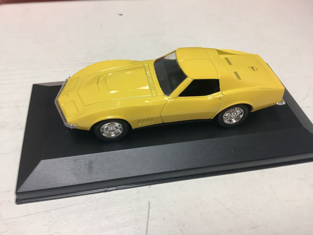 CHEVROLET CORVETTE 1968 1/43 voiture miniature 8 Al�s (30)
