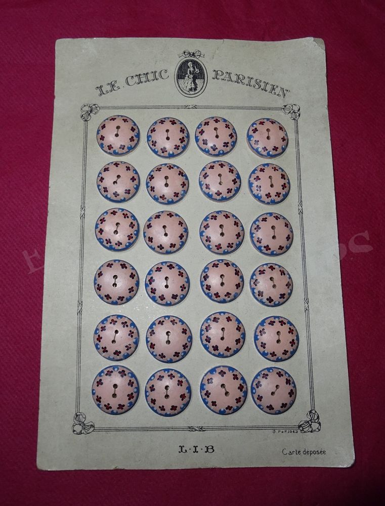 LE CHIC PARISIEN CARTE 24 BOUTONS ROSE 39 Sergines (89)