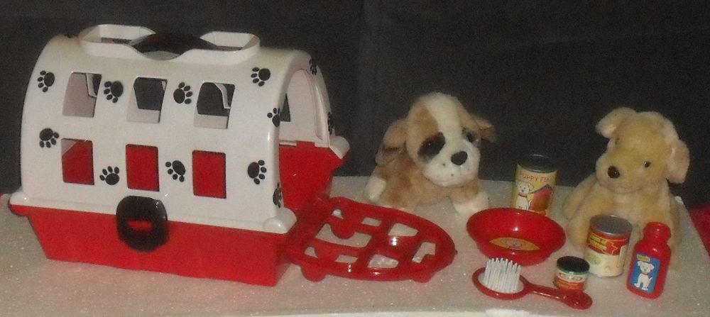 le chien Puppy, un copain, boite de transport et accessoires 25 Montreuil (93)