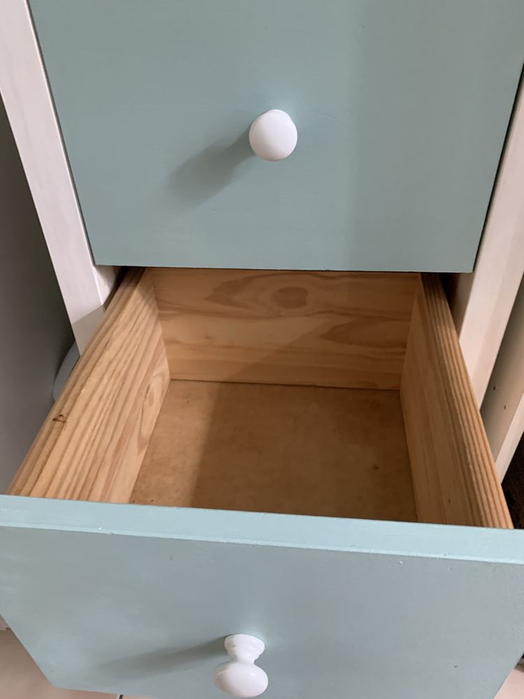 chiffonnier quatre tiroirs en parfait �tat 25 Villab� (91)